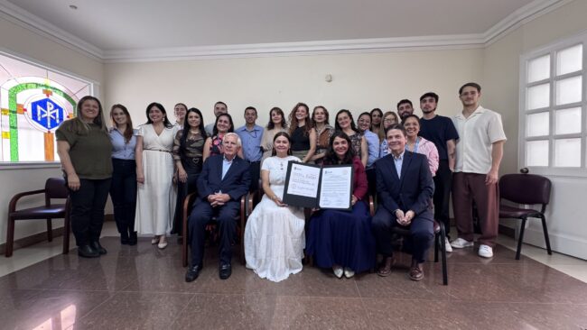 El Centro de Familia VID fue reconocido por el Concejo de Medellín por su labor con las familias