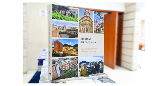 ¡La Congregación Mariana de Medellín - Organización VID, está presente en el libro conmemorativo de los 100 años de la Compañía de Jesús en Colombia!